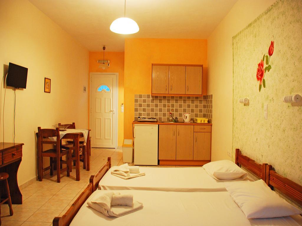 Emilia Apartments Trapezaki  Room photo