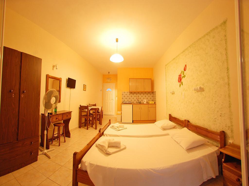 Emilia Apartments Trapezaki  Room photo